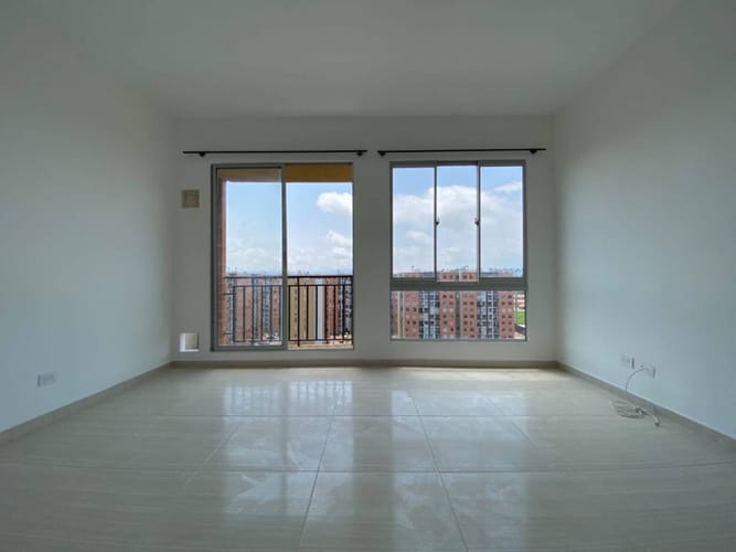 Apartamento de 3 alcobas en venta en La Prosperidad, Madrid, 58 m² · foto 2 de 24