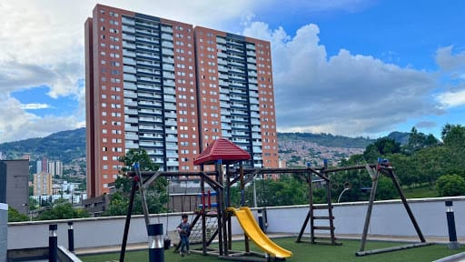 Apartamento de 2 alcobas en arriendo en San German, Medellín, 60 m² · foto 6 de 9