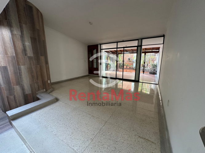 Casa de 7 alcobas en venta en Caobos, Cúcuta, 438 m² · foto 6 de 22