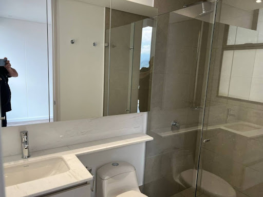 Apartamento en arriendo en Lalinde, Medellín · foto 18 de 24