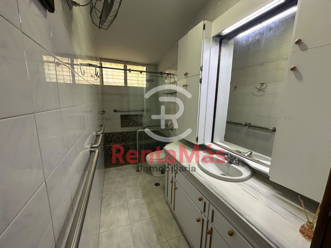 Casa de 7 alcobas en venta en Caobos, Cúcuta, 438 m² · foto 16 de 22