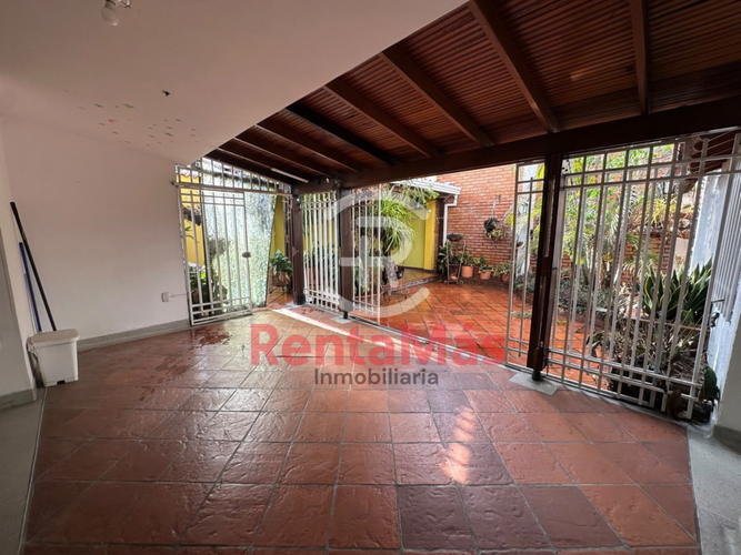 Casa de 7 alcobas en venta en Caobos, Cúcuta, 438 m² · foto 21 de 22