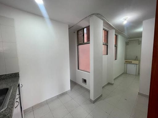 Apartamento de 3 alcobas en arriendo en Castropol, Medellín, 110 m² · foto 8 de 21