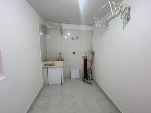 Apartamento de 3 alcobas en arriendo en Castropol, Medellín, 110 m² · foto 10 de 21