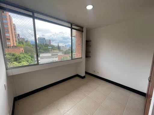 Apartamento de 3 alcobas en arriendo en Castropol, Medellín, 110 m² · foto 12 de 21