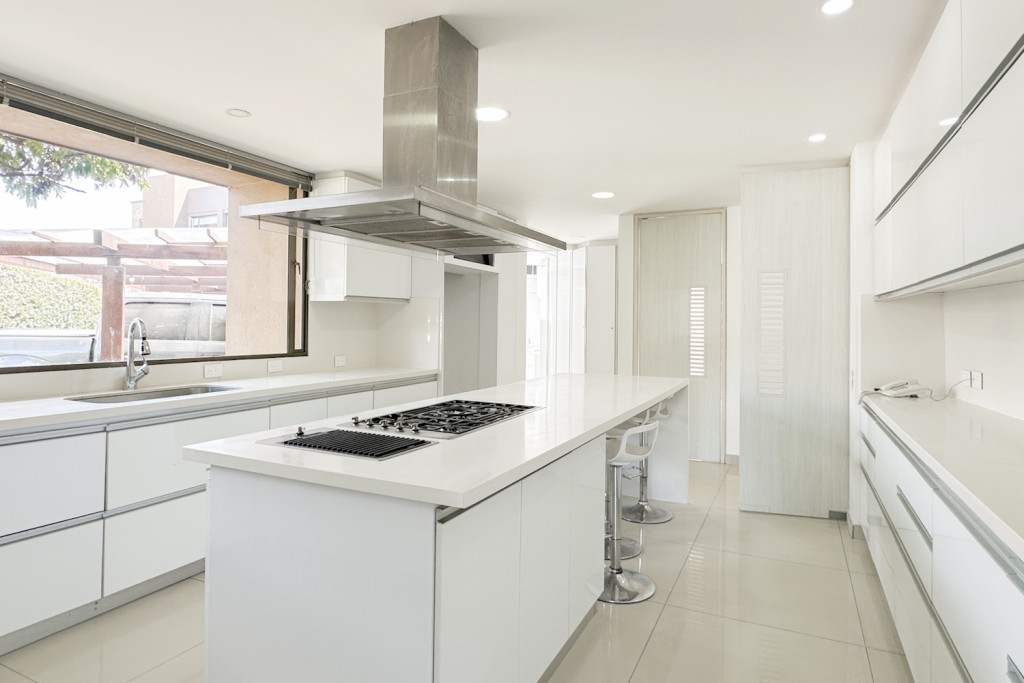 Casa en arriendo en San Jose De Bavaria, Bogotá · foto 8 de 24