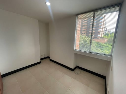 Apartamento de 3 alcobas en arriendo en Castropol, Medellín, 110 m² · foto 14 de 21