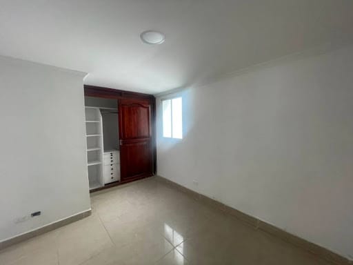 Apartamento de 3 alcobas en arriendo en Estadio, Medellín, 120 m² · foto 8 de 14