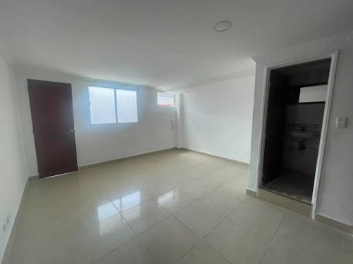 Apartamento de 3 alcobas en arriendo en Estadio, Medellín, 120 m² · foto 9 de 14