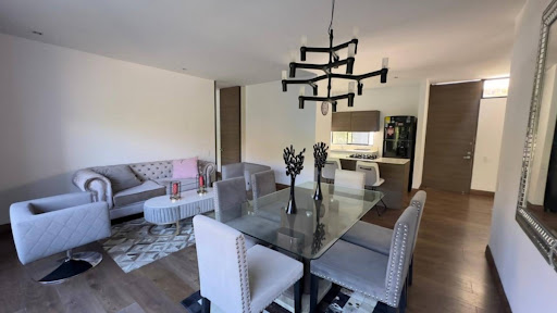 Apartamento en arriendo en San Lucas, Medellín · foto 2 de 18