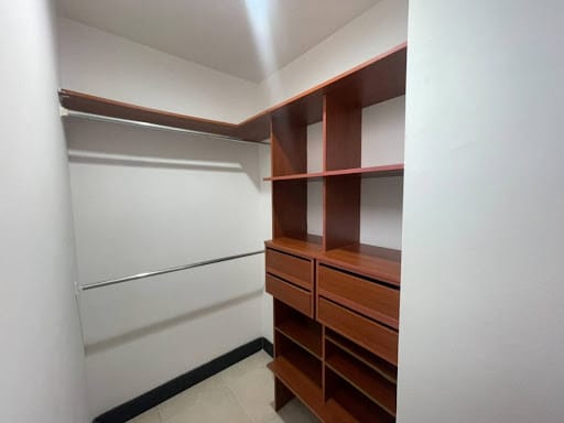 Apartamento de 3 alcobas en arriendo en Castropol, Medellín, 110 m² · foto 19 de 21