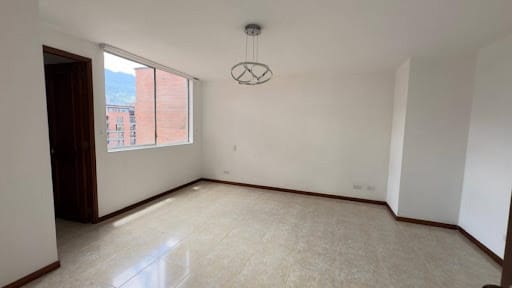 Apartamento de 3 alcobas en arriendo en Villagrande, Envigado, 140 m² · foto 12 de 24