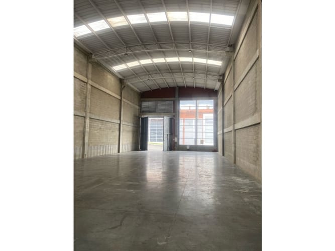 Bodega en venta en La Primavera, Rionegro, 419 m² · foto 6 de 11
