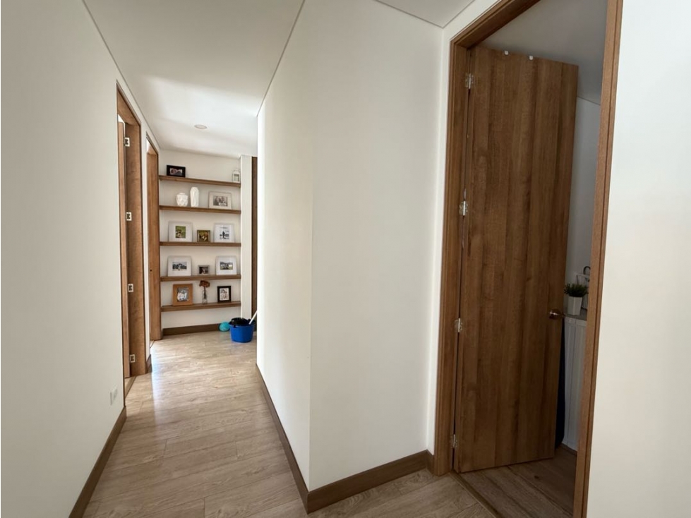 Apartamento en venta en Santa Barbara Oriental, Bogotá · foto 6 de 15