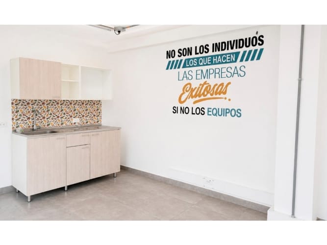 Bodega en arriendo en Los Balsos, Medellín, 191 m² · foto 6 de 11