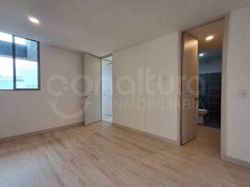 Apartamento de 3 alcobas en arriendo en La Aldea, Medellín, 70 m² · foto 6 de 13