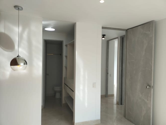 Apartamento de 3 alcobas en arriendo en El Poblado, Medellín, 71 m² · foto 7 de 15