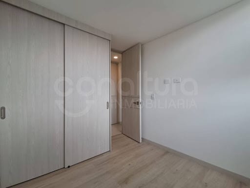 Apartamento de 3 alcobas en arriendo en La Aldea, Medellín, 70 m² · foto 8 de 13