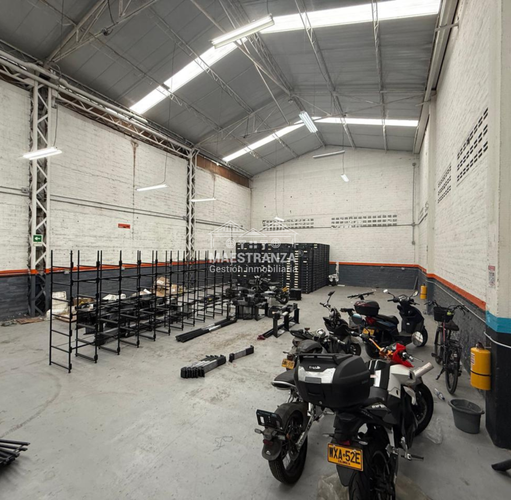 Bodega en venta en Noel, Medellín, 2235 m² · foto 20 de 24
