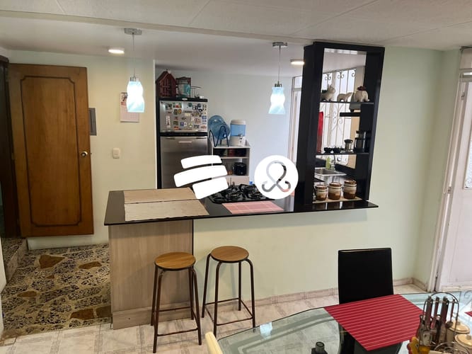Casa de 3 alcobas en venta en Santa Barbara, Bogotá, 245 m² · foto 5 de 12