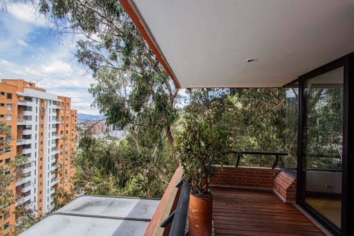 Apartamento de 5 alcobas en venta en Bosque De Pinos, Bogotá, 259 m² · foto 7 de 24