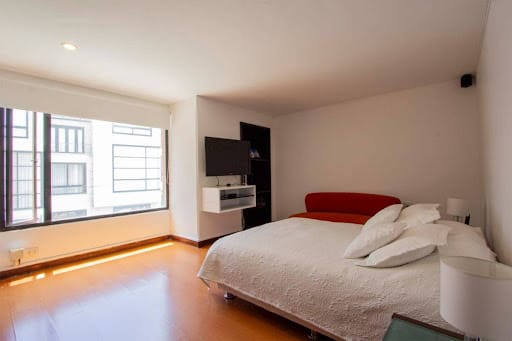 Apartamento de 5 alcobas en venta en Bosque De Pinos, Bogotá, 259 m² · foto 17 de 24