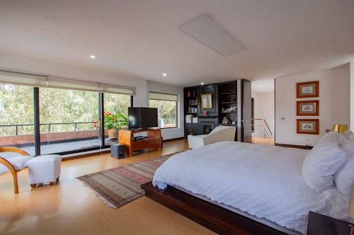 Apartamento de 5 alcobas en venta en Bosque De Pinos, Bogotá, 259 m² · foto 23 de 24