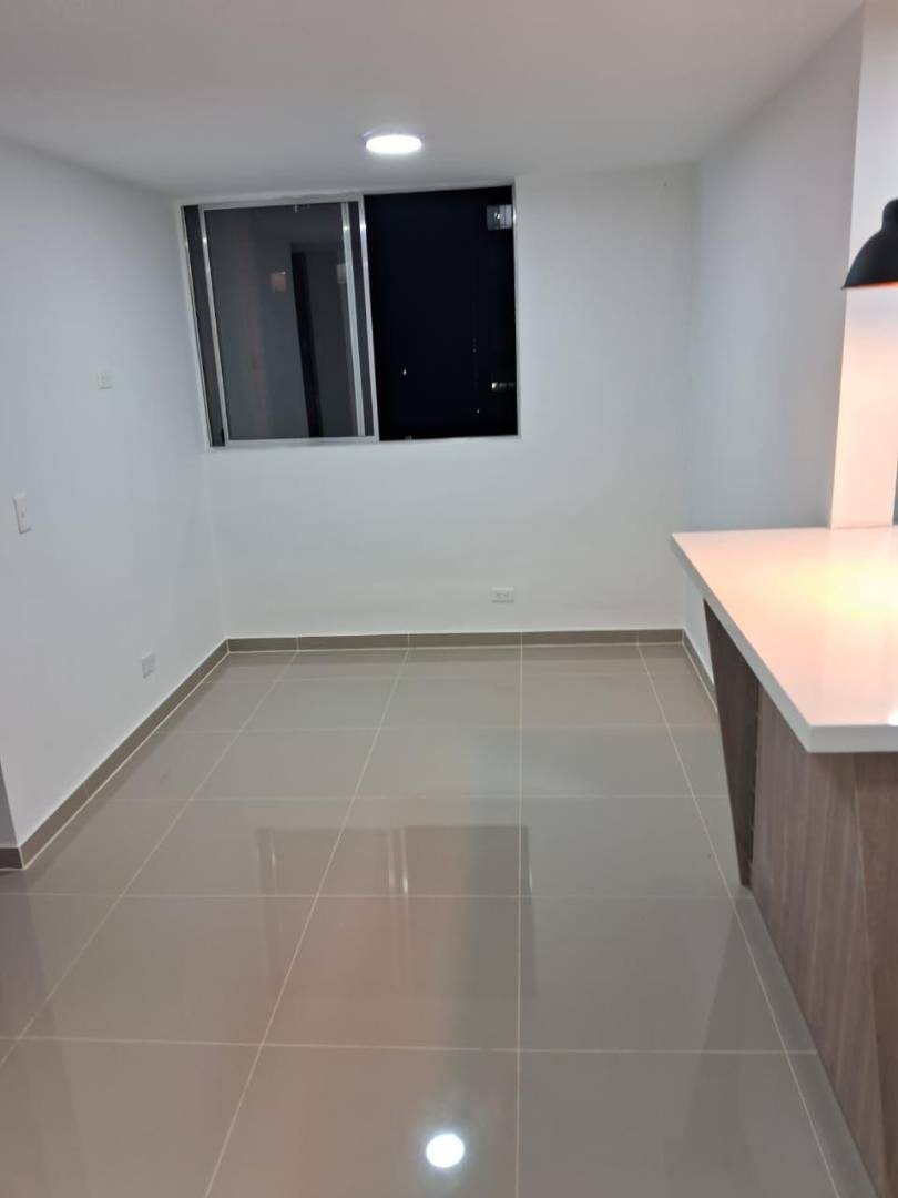 Apartamento en venta en Calasanz, Medellín · foto 5 de 24