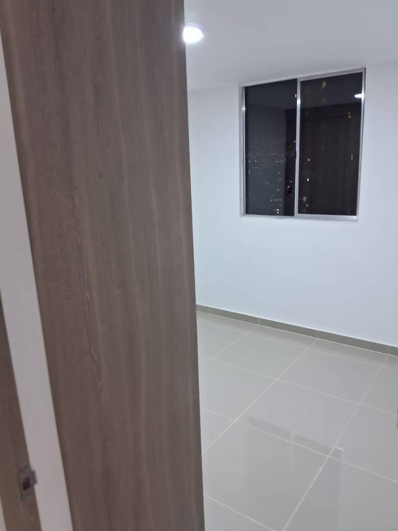 Apartamento en venta en Calasanz, Medellín · foto 17 de 24