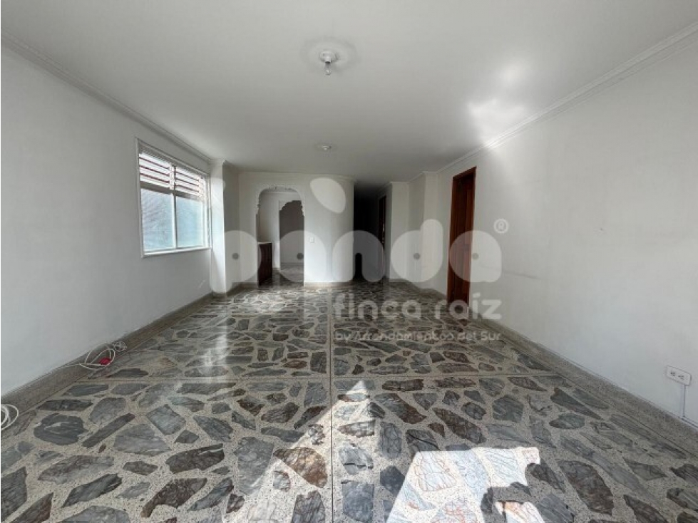 Apartamento en arriendo en El Portal, Envigado · foto 3 de 13