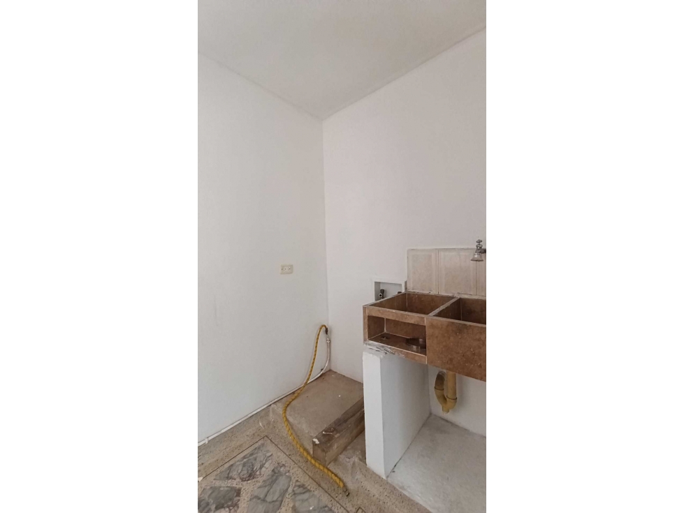 Apartamento en arriendo en El Portal, Envigado · foto 7 de 13