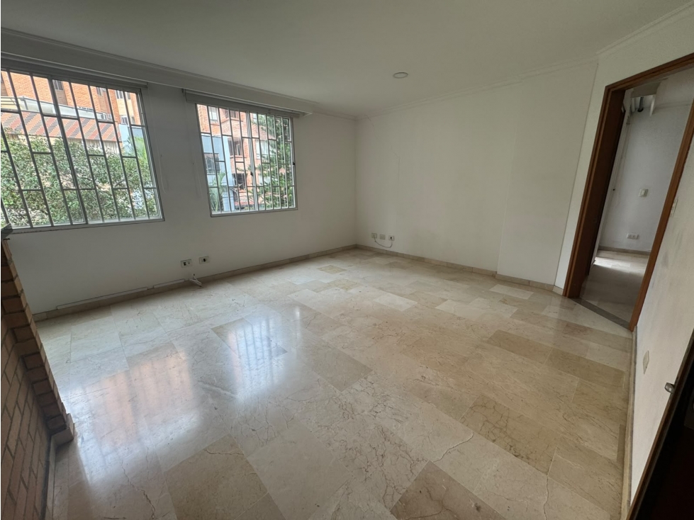Apartaestudio en arriendo en Laureles, Medellín · foto 2 de 15