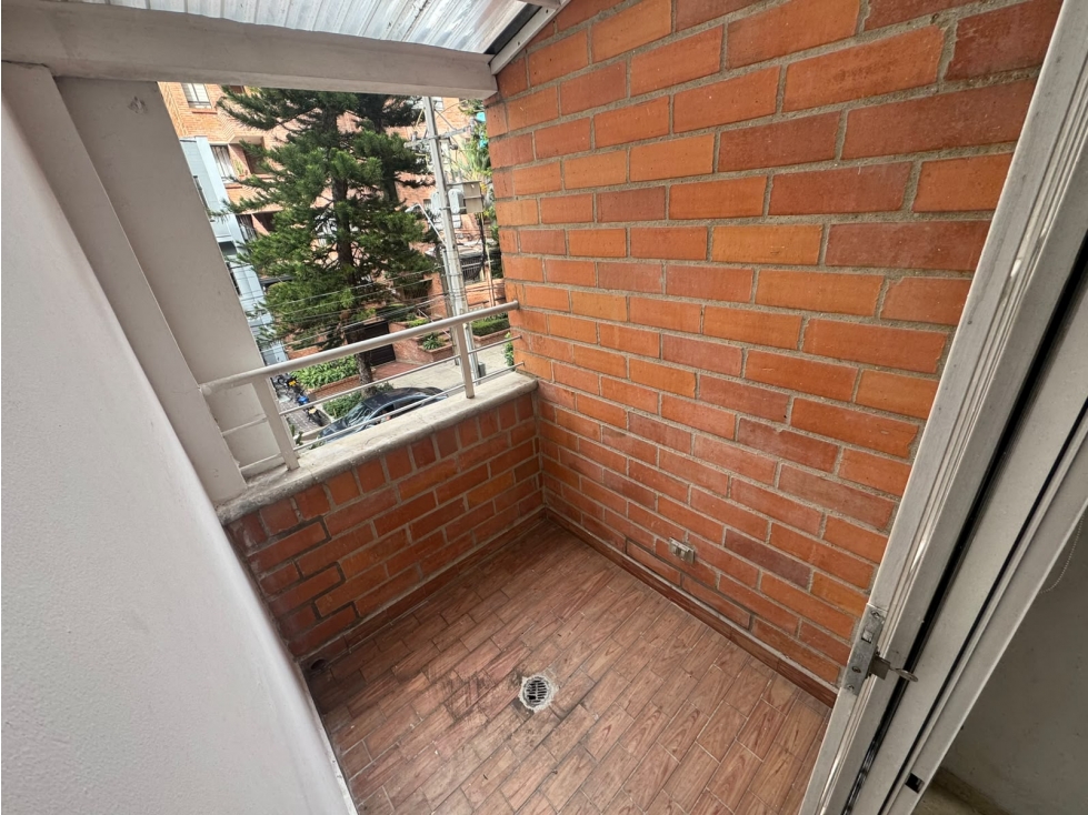 Apartaestudio en arriendo en Laureles, Medellín · foto 3 de 15