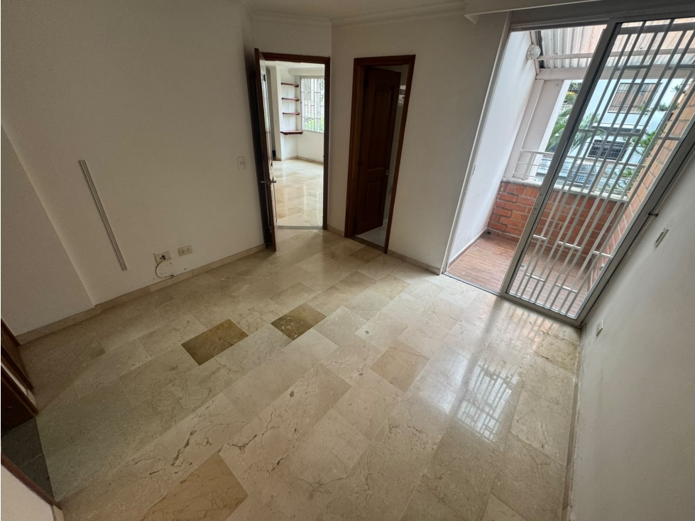 Apartaestudio en arriendo en Laureles, Medellín · foto 4 de 15