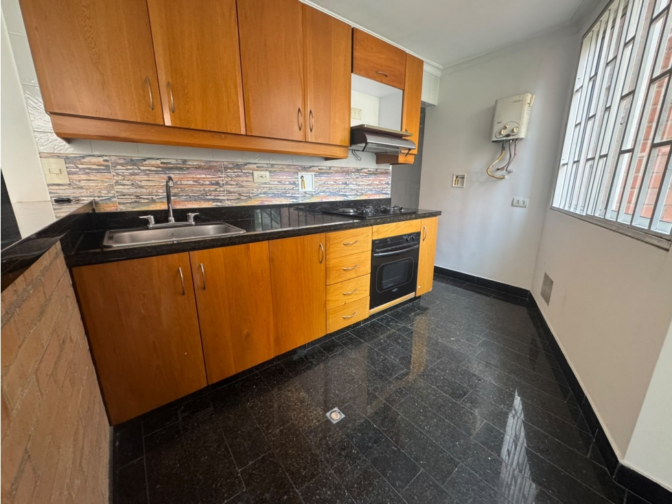 Apartaestudio en arriendo en Laureles, Medellín · foto 9 de 15