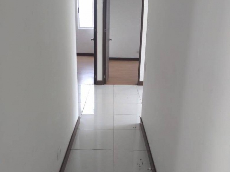 Apartamento en venta en Loma Del Esmeraldal, Envigado · foto 5 de 14