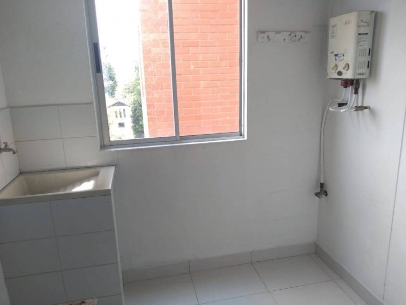 Apartamento en venta en Loma Del Esmeraldal, Envigado · foto 8 de 14