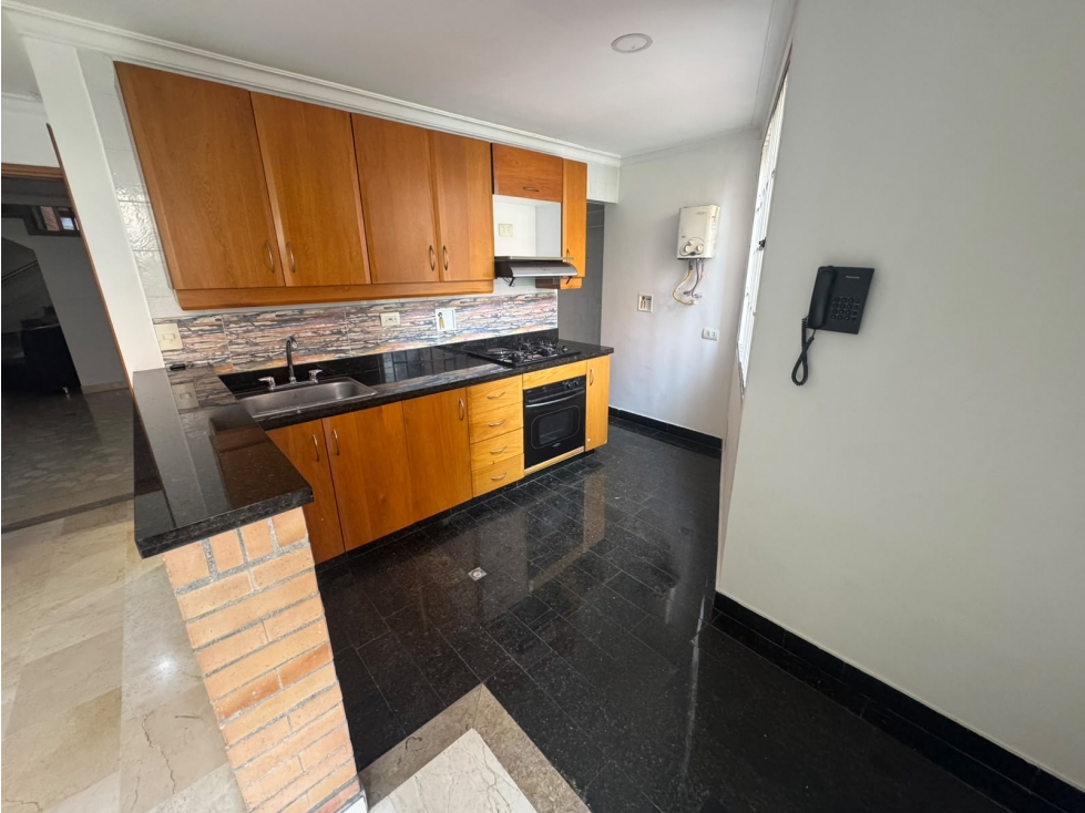 Apartaestudio en arriendo en Laureles, Medellín · foto 12 de 15