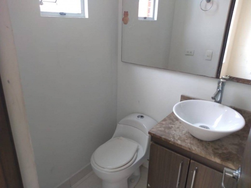 Apartamento en venta en Loma Del Esmeraldal, Envigado · foto 11 de 14