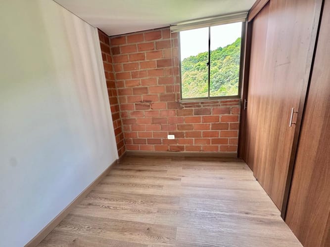 Apartamento en venta en Rodeo Alto, Medellín · foto 7 de 13