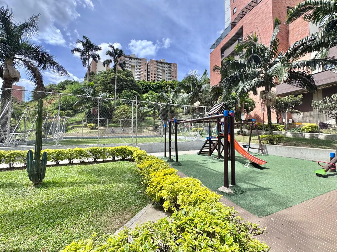 Apartamento en venta en Rodeo Alto, Medellín · foto 12 de 13