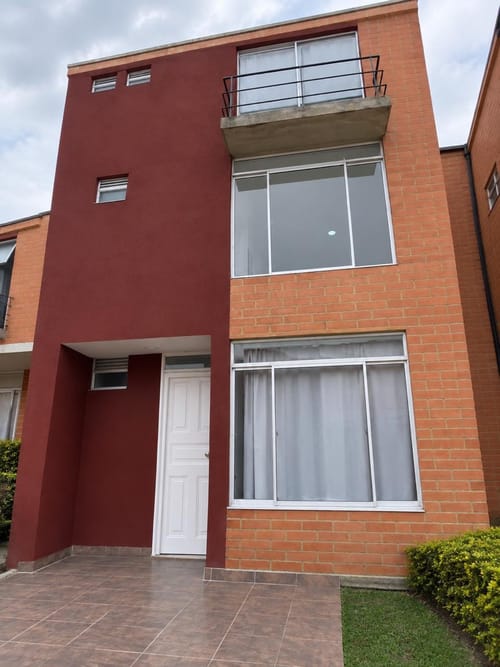 Casa de 3 alcobas en venta en Alameda Del Rio, Madrid, 123 m² · foto 2 de 18