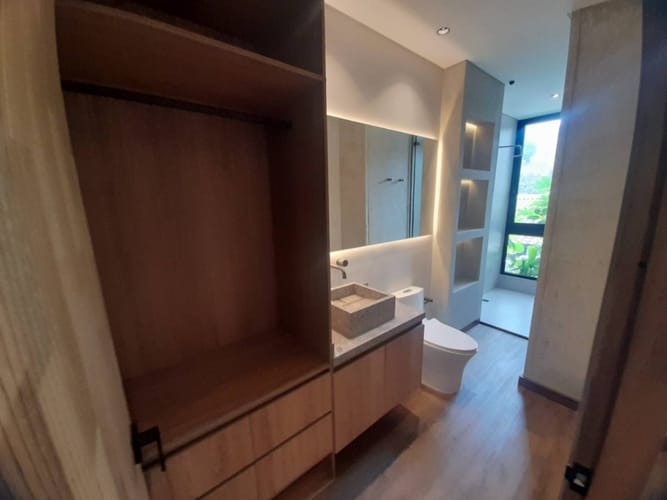 Apartamento de 2 alcobas en venta en Loma Del Campestre, Medellín, 178 m² · foto 17 de 24