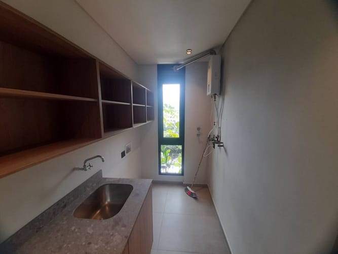 Apartamento de 2 alcobas en venta en Loma Del Campestre, Medellín, 178 m² · foto 23 de 24