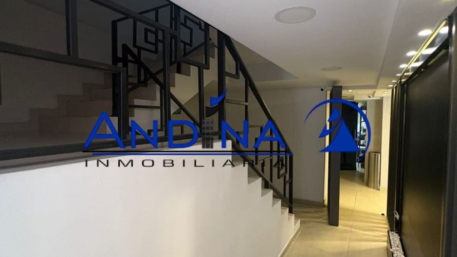 Local en arriendo en La Castellana, Medellín, 340 m² · foto 9 de 18