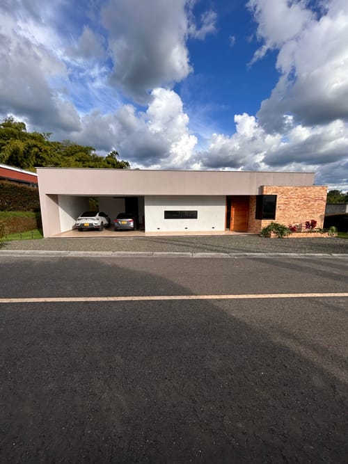 Casa de 4 alcobas en venta en Tribunas Corcega, Pereira, 410 m² · foto 7 de 16