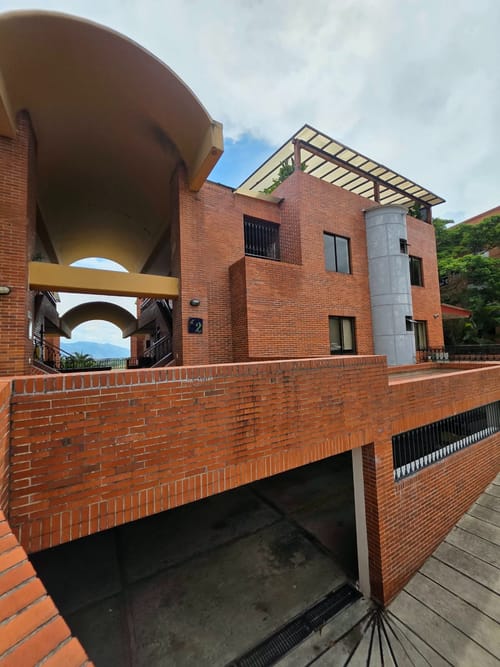 Apartamento de 3 alcobas en venta en Los Remansos La Tablita, Ibagué, 200 m² · foto 9 de 24