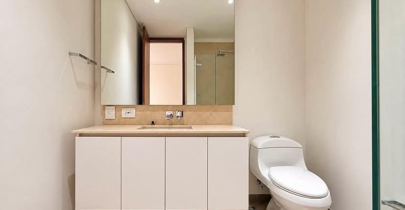 Apartamento de 3 alcobas en arriendo en Barrios Unidos, Bogotá, 137 m² · foto 2 de 8
