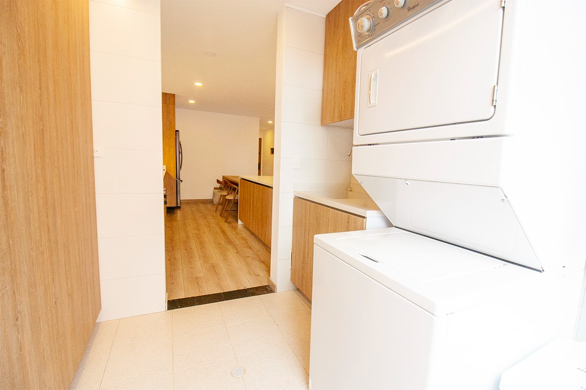 Apartamento en venta en Santa Barbara, Bogotá · foto 6 de 12