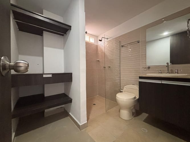 Apartamento de 3 alcobas en arriendo en Lorena, Medellín, 81 m² · foto 22 de 24